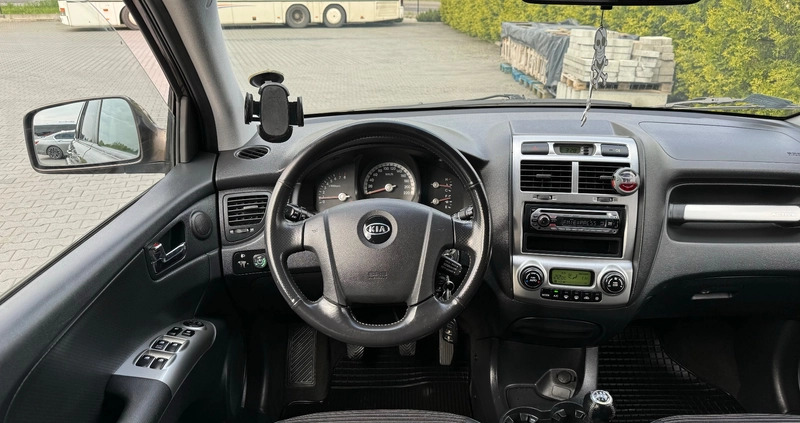 Kia Sportage cena 22900 przebieg: 223000, rok produkcji 2006 z Szczecinek małe 172